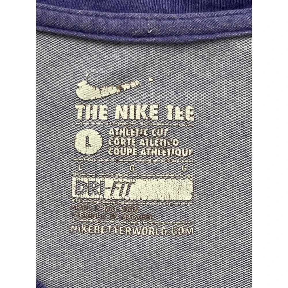 Nike Dri-FIT V-Neck T-Shirt Womens Large Purple Athletic Cut Short Sleeve Tee‎